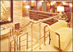 Alona travel hotel stathclde park